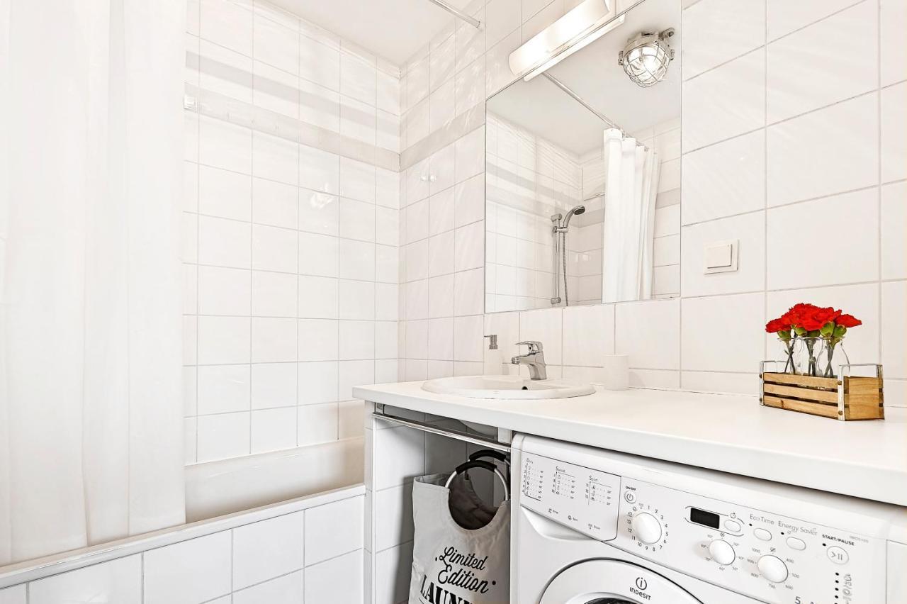 Peaceful Belvedere Apartment In Safe, Quiet & Central Location Відень Екстер'єр фото
